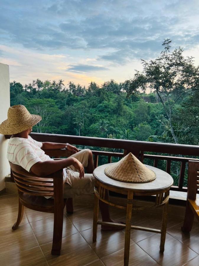 D'Tepi Ubud House Exterior foto